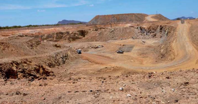 NOVA MINERALIZAÇÃO EM VERMELHOS