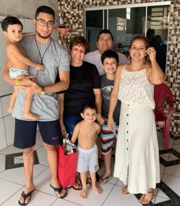 Karen Afonso e família