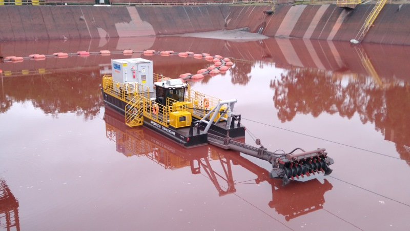 SAMARCO INOVA EM DRAGAGEM DE BACIA DE POLPA