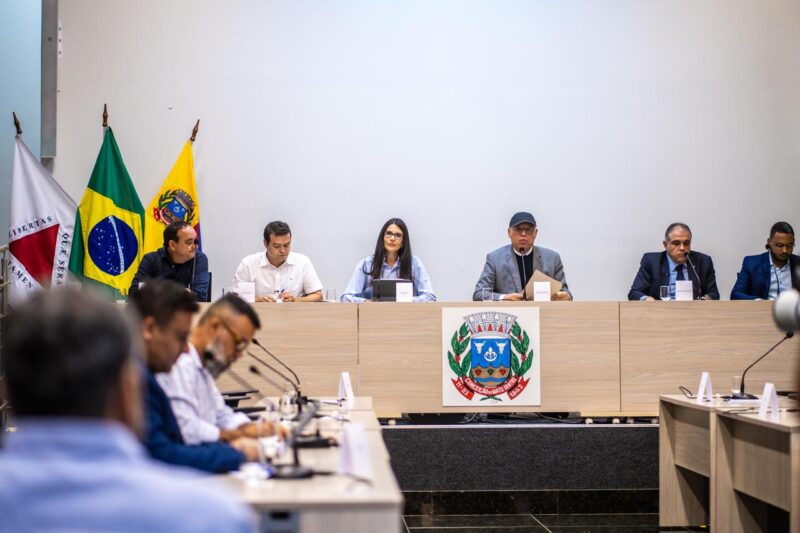 DEMONSTRAÇÃO DE APOIO À MINERAÇÃO EM CONCEIÇÃO DO MATO DENTRO