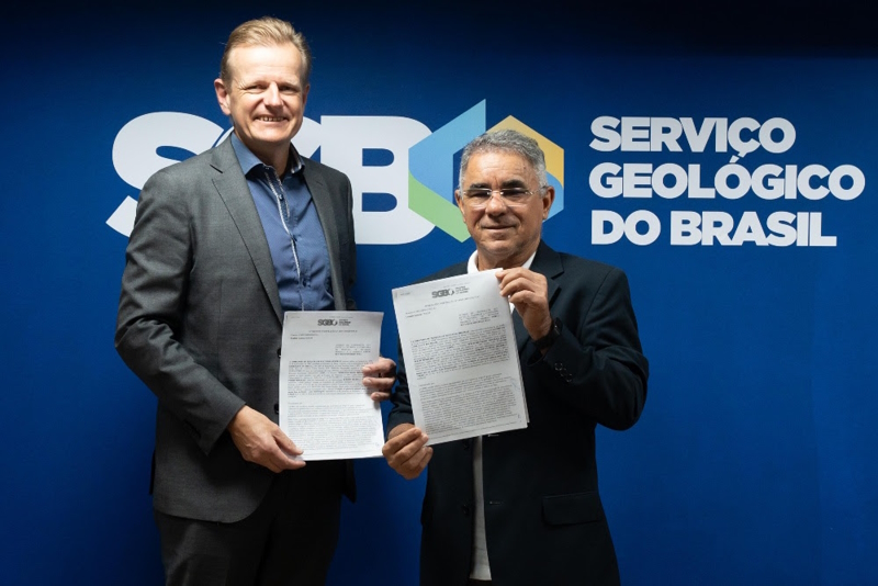 SGB E PERTH MINERALS ASSINAM ACORDO DE COOPERAÇÃO CIENTÍFICA