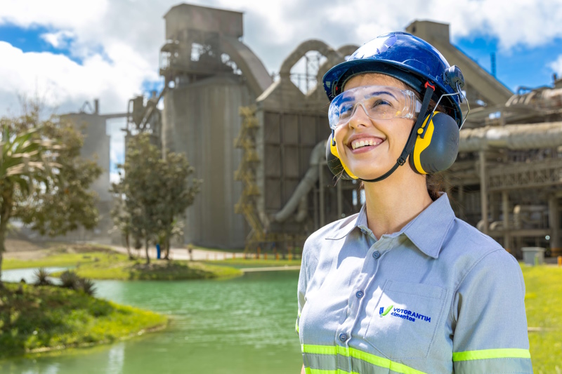 VOTORANTIM CIMENTOS: INSCRIÇÕES ABERTAS PARA ESTÁGIOS