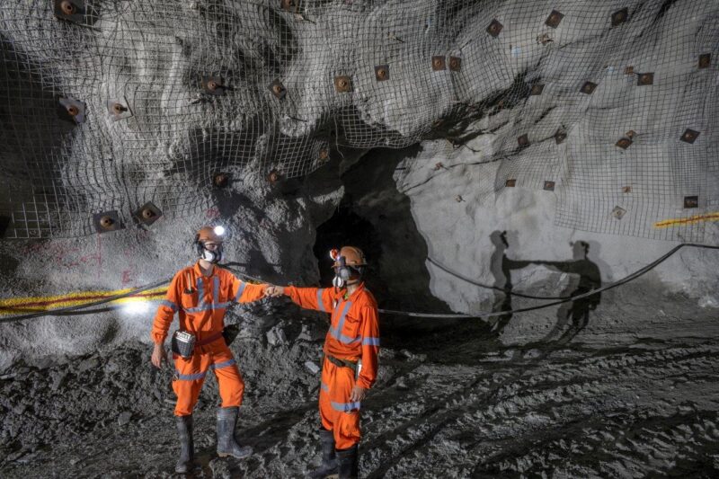 ANGLOGOLD ASHANTI: ALTA DE 21% NA PRODUÇÃO DE OURO NO 2º TRIMESTRE