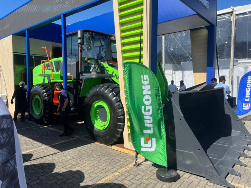 EXPOSIBRAM: LIUGONG PROJETA EXPANSÃO NO MERCADO BRASILEIRO