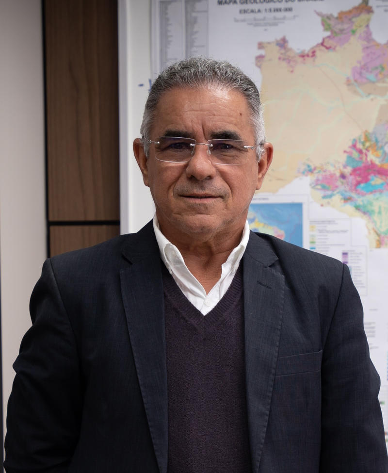 MINERAIS CRÍTICOS E ESTRATÉGICOS EM DEBATE PÚBLICO