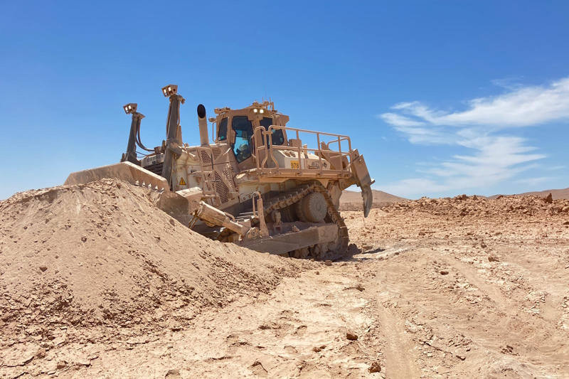 LIEBHERR COMISSIONA PR 776 G8 COM TELEOPERAÇÃO NO CHILE