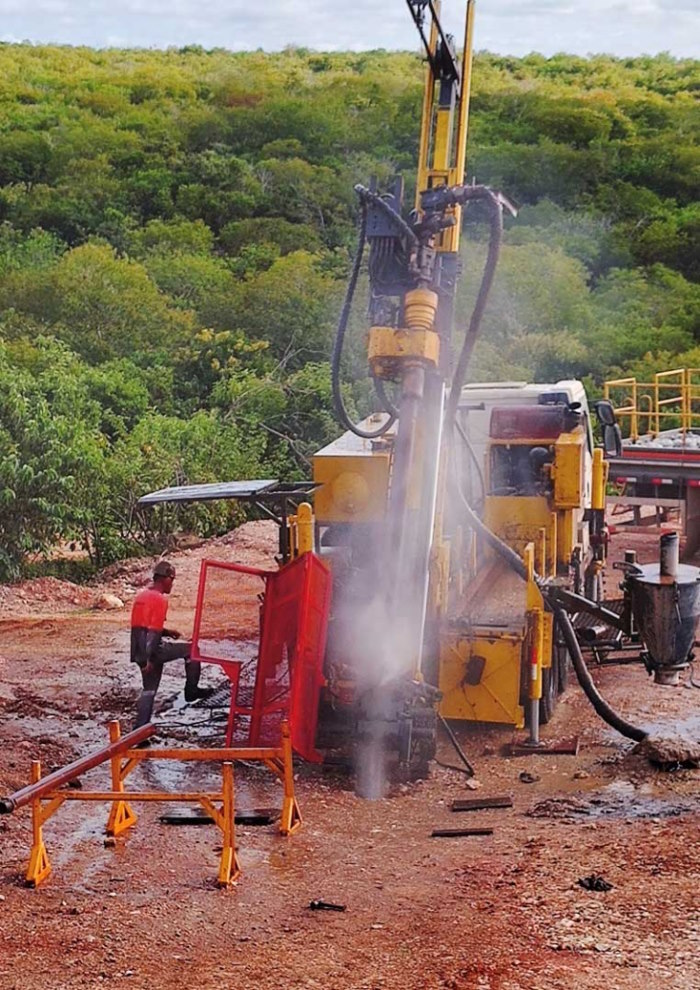 Perfuração em área do projeto Solonópole, de lítio, da Oceana Metals, no Ceará-Oceana Metals/Divulgação