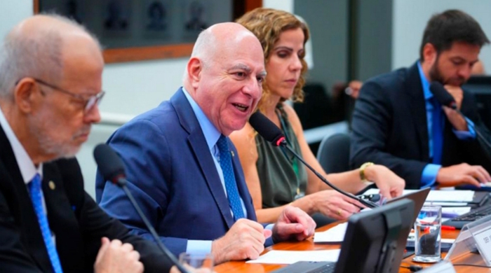 Seminário sobre o PL 2780/2024, com o deputado e relator do projeto Arnaldo Jardim em destaque - Pablo Valadares/Câmara dos Deputados