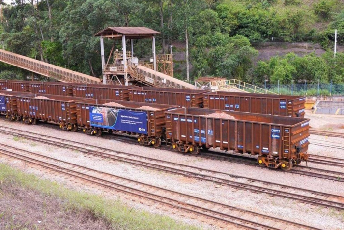 Transporte de bauxita em parceria da CBA com a Rumo Logística (CBA/Divulgação)