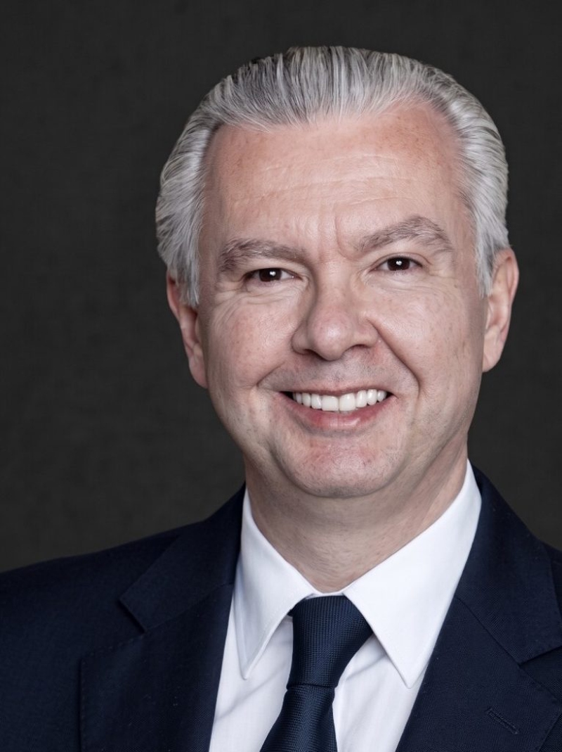 EMBAIXADOR RODRIGO DE AZEREDO SANTOS É O NOVO PRESIDENTE DO IBRAM